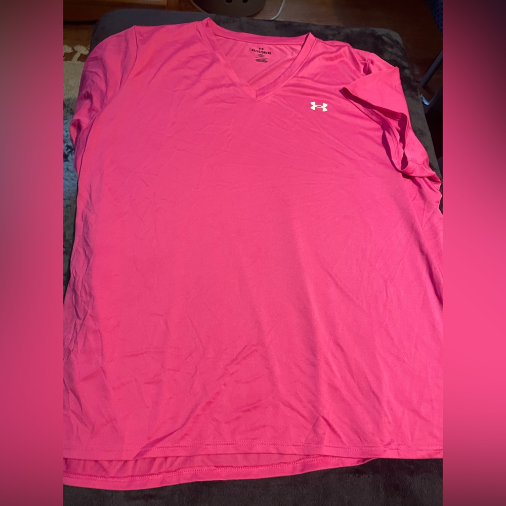 Pink under armour short sleeve top